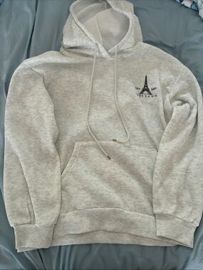 Light Gray Women’s Hoodie with Eiffel Tower Graphic